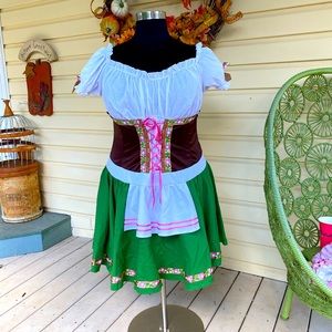 Gretchen Beer Girl Bar Maid October Fest Plus Size Costume 3X-4X Leg Avenue